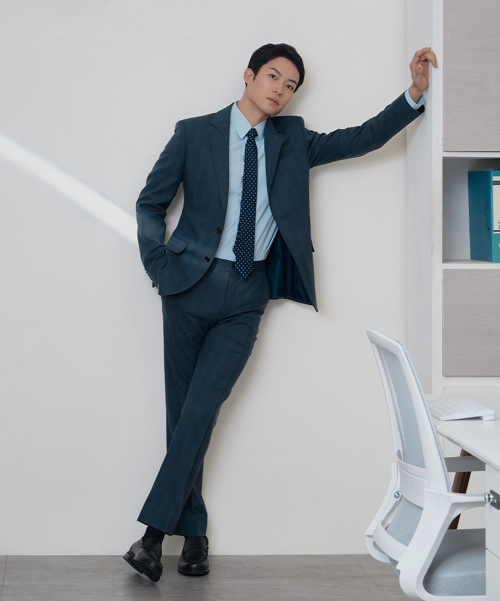 深藍格紋 成套西裝 - 複製
