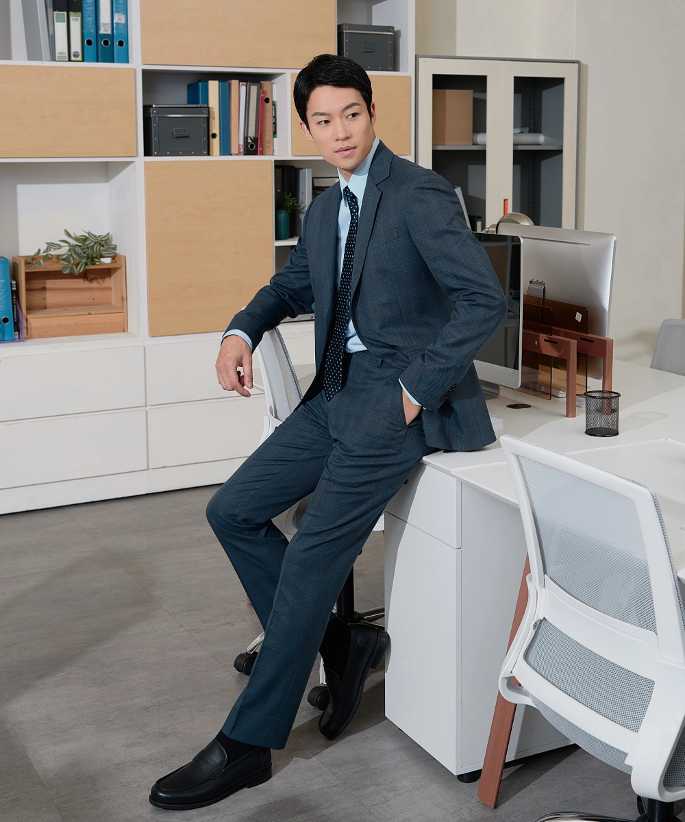 深藍格紋 成套西裝